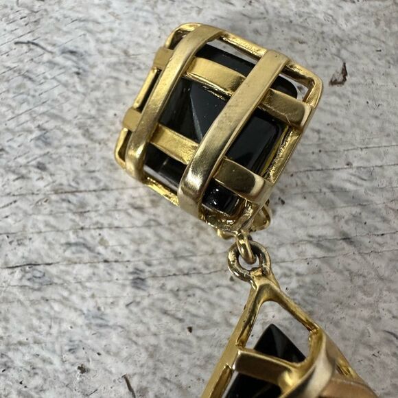 Vintage Caged Simulated Onyx Triangle Dangle Clip On Earrings - Picture 4 of 7